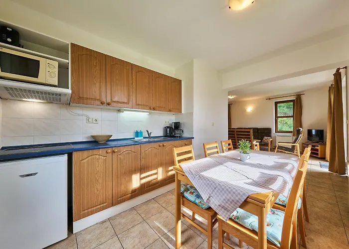 בית נופש Holiday Home Green Valley Park Starkov 22 By Interhome *